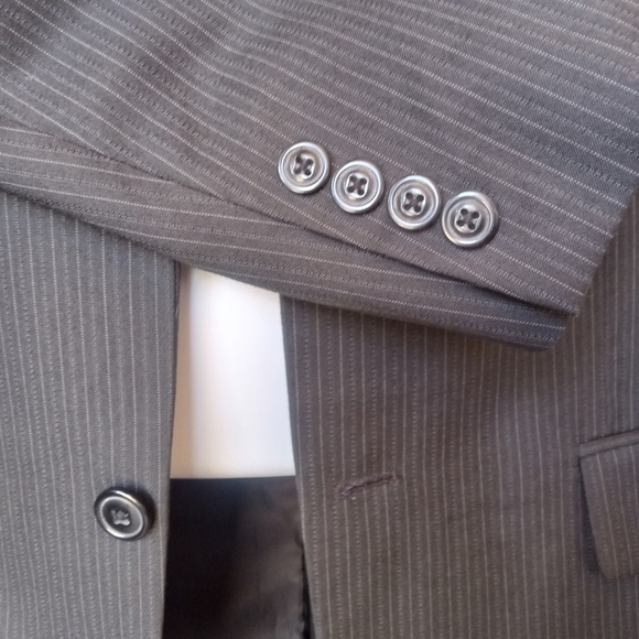 Men's Jacket 40R Haggar Black w/ silver Pinstripes - Picture 5 of 6